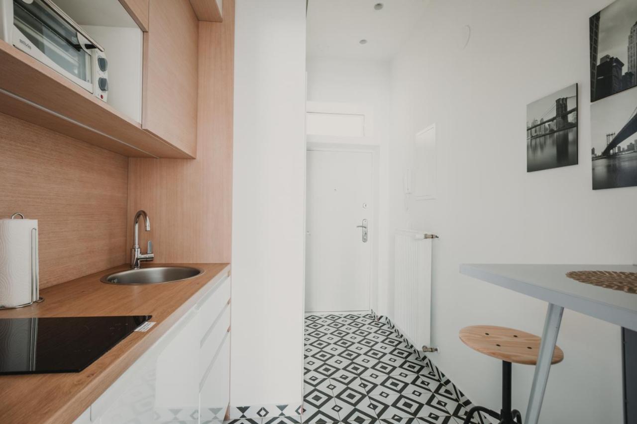 Zeus Design Apartments Wasserwelt Vienna Exterior photo