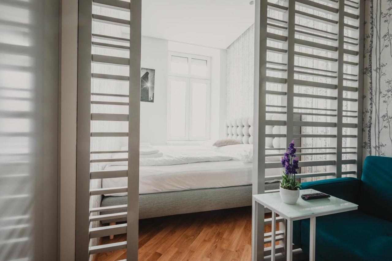 Zeus Design Apartments Wasserwelt Vienna Exterior photo